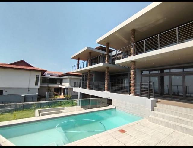6 BEDROOM HOUSE FOR SALE IN IZINGA PARK